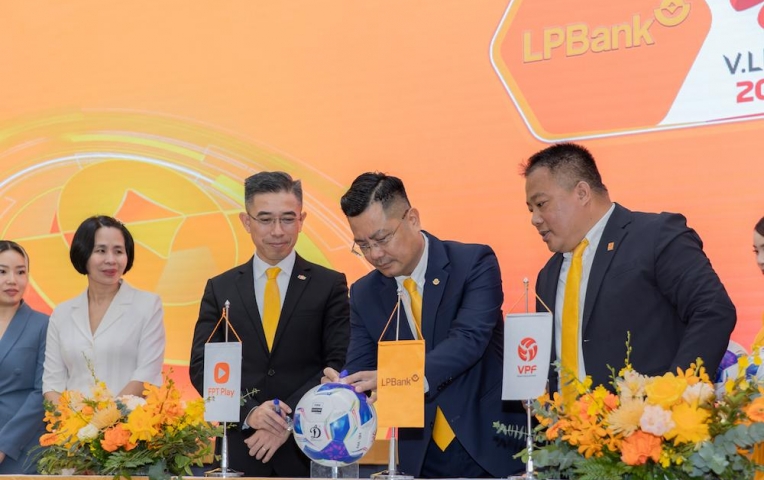 Ngân hàng Lộc Phát (LPBank) tiếp tục là nhà tài trợ chính LPBank V.League 2025/26