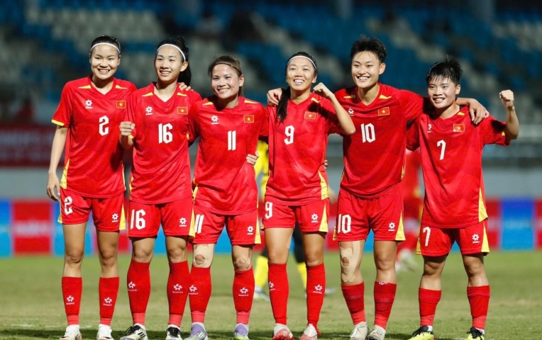 KHÓ TIN: Cầu thủ Malaysia yêu cầu Việt Nam đừng ghi bàn nữa