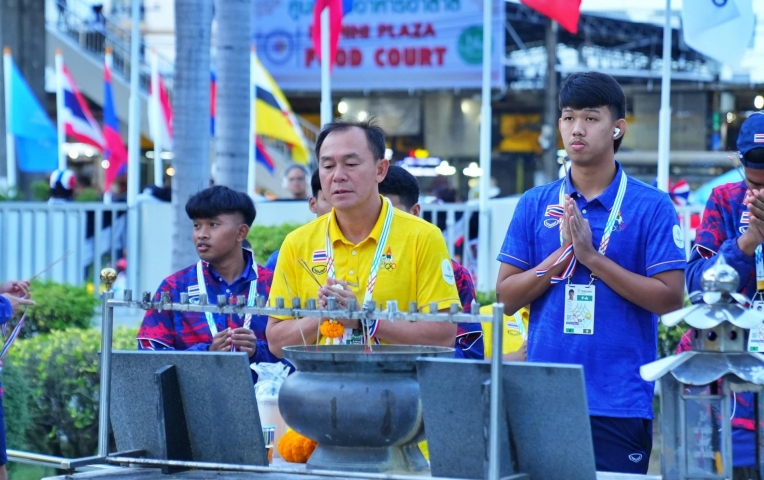 Làm lễ 'tâm linh' trước chung kết, Thái Lan vẫn thua U22 Việt Nam