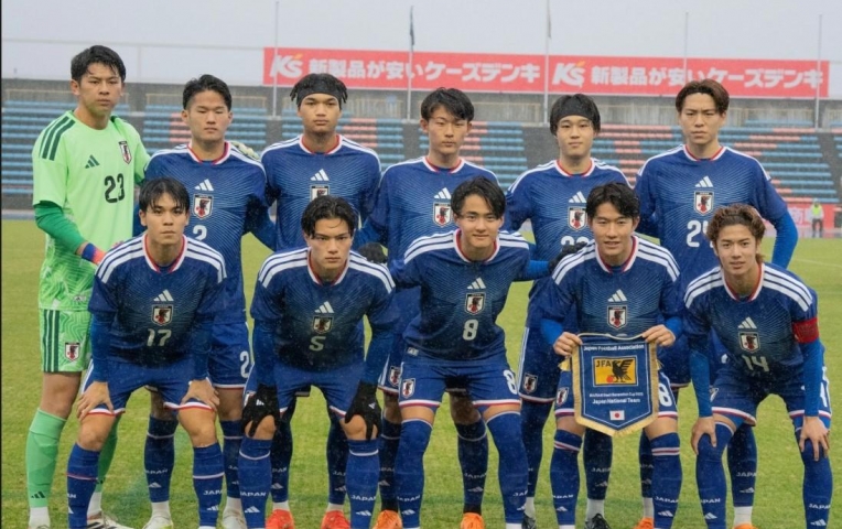 Nhật Bản mang cả sinh viên đá giải châu Á, có thể gặp U23 Việt Nam