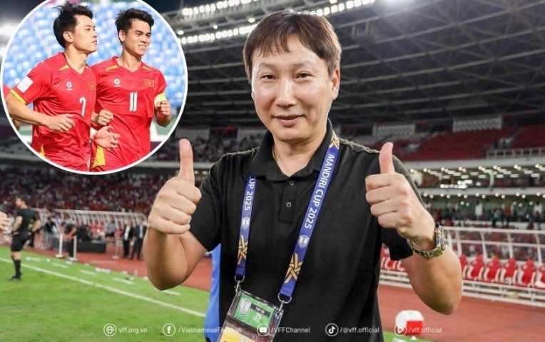 HLV Kim Sang Sik tiết lộ bất ngờ về chiếc áo đen ở ĐT Việt Nam
