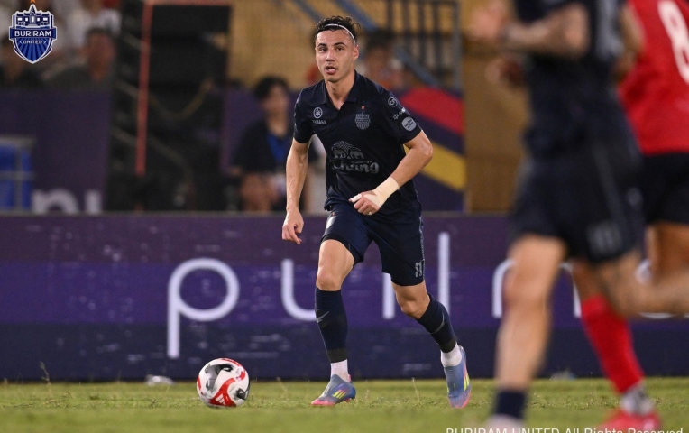 Thắng CAHN, ngôi sao Buriram United lập tức cập bến Nhật Bản