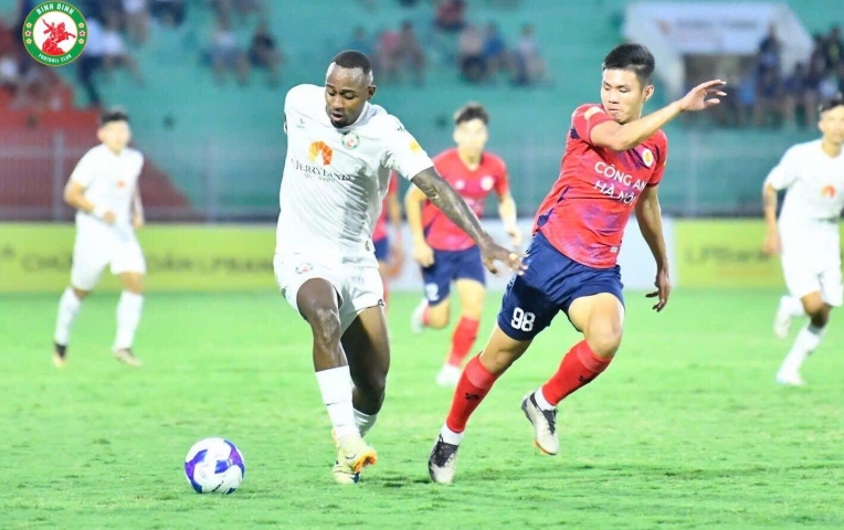 Chơi thiếu người, CAHN vẫn thắng cực đậm Bình Định