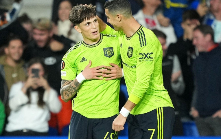 Rời MU, Garnacho sát cánh cùng Ronaldo ở bến đỗ bất ngờ