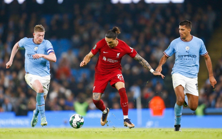Vừa có De Bruyne, Napoli chiêu mộ luôn 'hàng nóng' của Liverpool