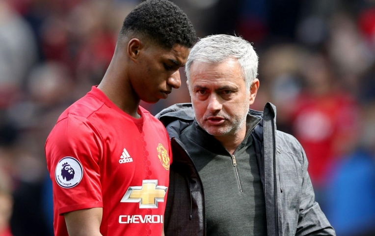 Jose Mourinho tính gây sốc với Rashford
