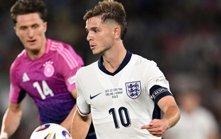 Man City chốt giá bán đội trưởng tuyển Anh, nhiều đại gia 'ngao ngán'
