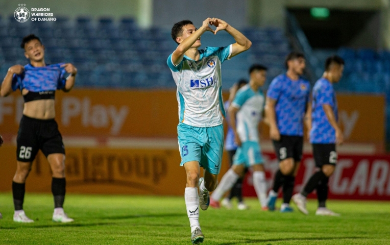 Tiền vệ Việt kiều Nga tỏa sáng giúp đội nhà hạ gục đại gia V-League