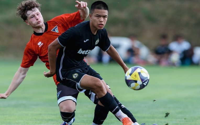 Sao Việt kiều gây sốt tại Châu Âu gia nhập đại gia V-League