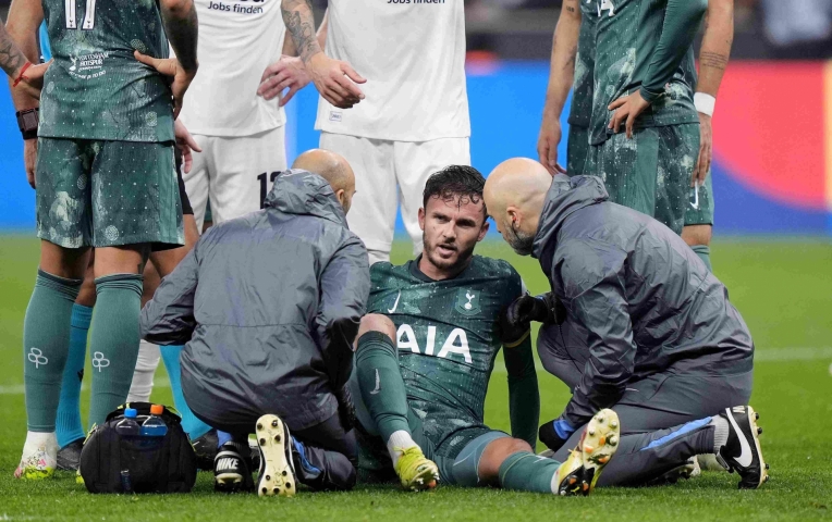 Nóng: Ngôi sao Premier League vừa khỏi chấn thương đứt luôn dây chằng