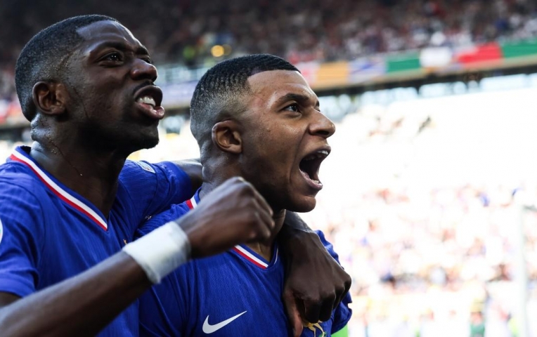 Top 5 Quả bóng Vàng 2025: Bất ngờ với Mbappe, số 1 xứng đáng