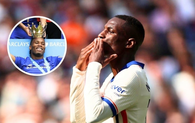 Jackson đi vào lịch sử, tiệm cận kỷ lục của Drogba