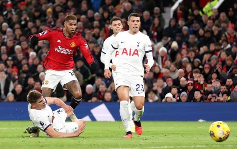 Alan Shearer nói thắng kết quả trận MU vs Tottenham