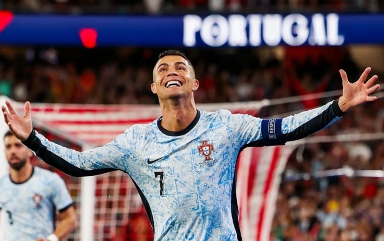 ĐT Bồ Đào Nha triệu tập: Không thể thiếu Ronaldo