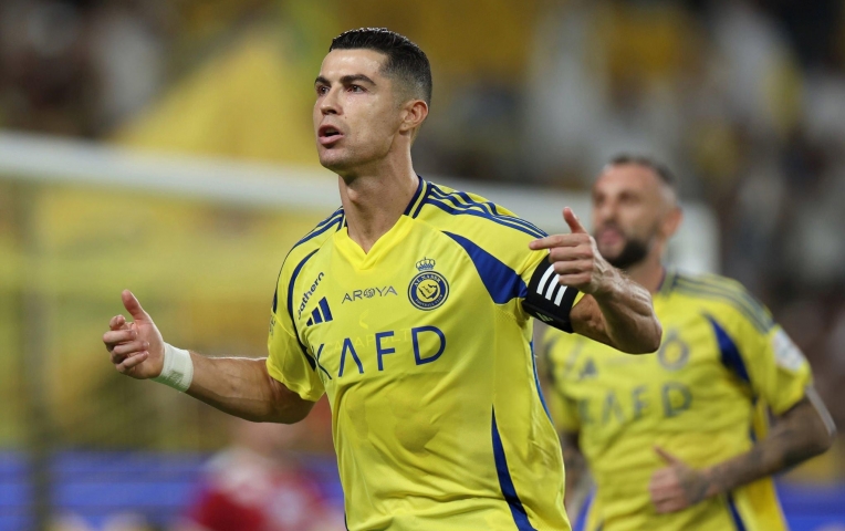 Ronaldo không thể ngừng tỏa sáng, Al Nassr tiếp đà thăng hoa