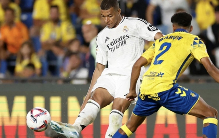 Mbappe im tiếng, Real Madrid vẫn thắng dễ Villarreal