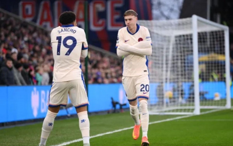 Thống kê gây sốc về Jadon Sancho tại Chelsea