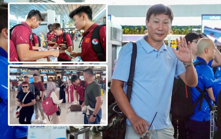 U23 Việt Nam lên đường về nước, gây sốt ở sân bay Indonesia