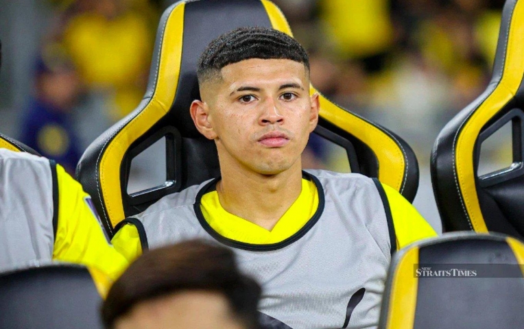 Chống lại lệnh cấm, FIFA có thể tăng án với sao nhập tịch Malaysia