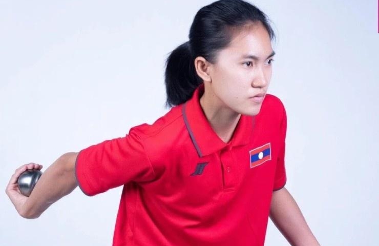 VĐV Lào gây sốt với tấm HCV ở môn bi sắt