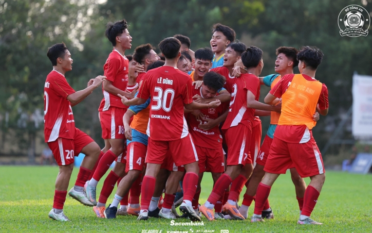 U19 CA TP HCM bất bại, dẫn đầu bảng ở lượt đi VL U19 QG