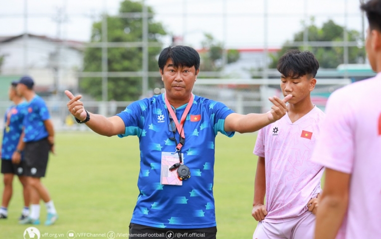 HLV U16 Việt Nam đánh giá Thái Lan và Úc trước bán kết