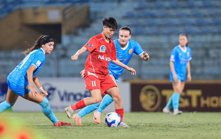 VIDEO: CLB Việt Nam thắng đại diện Philippines 6-0 ở giải quốc tế