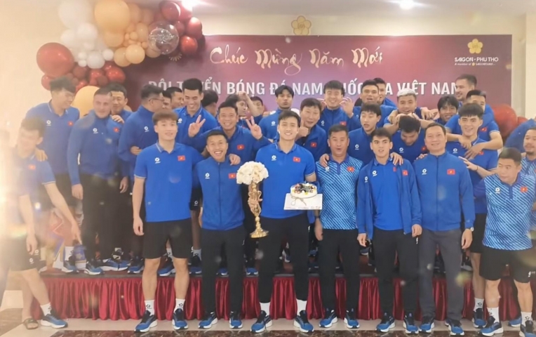 Trung vệ ĐT Việt Nam đón sinh nhật ngay trước chung kết AFF Cup