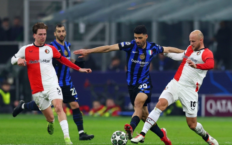 Khuất phục Feyenoord, Inter Milan điền tên vào tứ kết C1