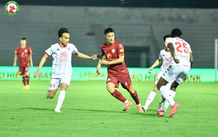 Vòng 19 V-League 2024/2025: Hải Phòng vượt lên, CAHN hụt bước