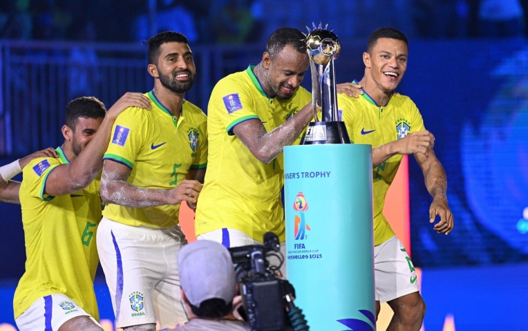 Tuyển Brazil lập kỷ lục 7 lần giành chức vô địch World Cup