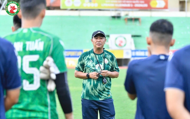 Cựu HLV U16 Việt Nam tự tin giúp Bình Định trụ hạng