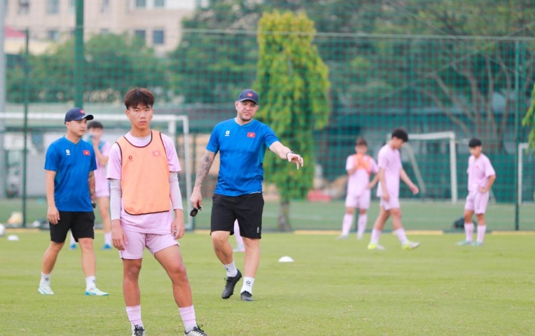 Tuyển Việt Nam sắp loại 7 cầu thủ, chốt danh sách đá giải quốc tế