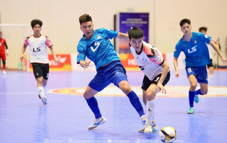 Hà Nội thua đậm 2-9 ở giải VĐQG
