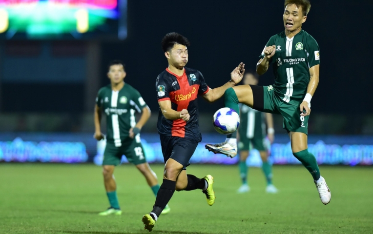 Bảng xếp hạng vòng 21 giải hạng Nhất: Xác định đội đá play-off