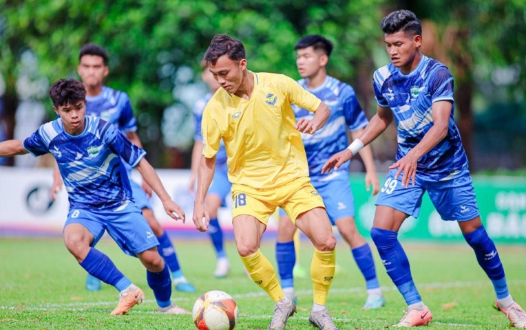 Xác định 2 CLB Việt Nam tiếp theo giành quyền thăng hạng