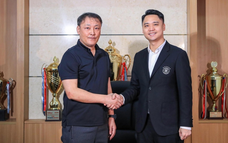 Trợ lý HLV người Hàn Quốc chia tay Việt Nam