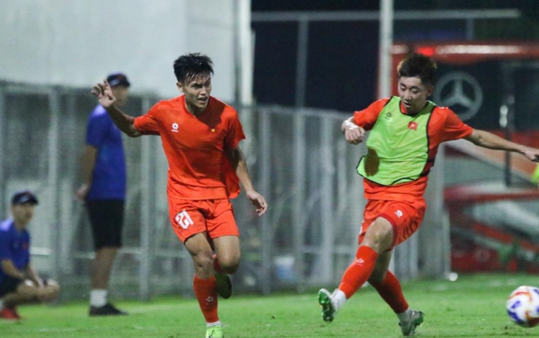 U23 Việt Nam hăng say tập luyện trước trận ra quân