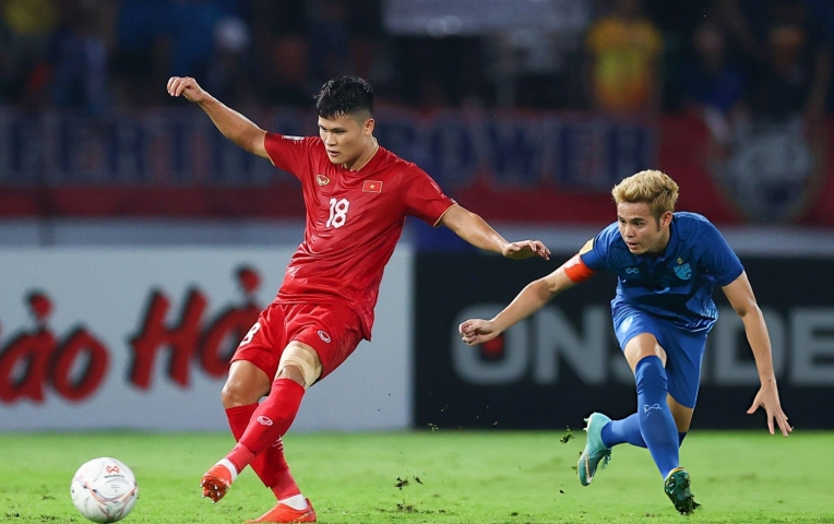 HLV Thái Lan khen 'hung thần' của ĐT Việt Nam là cầu thủ hay nhất