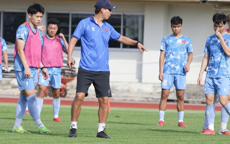 HLV Kim Sang Sik cho U22 Việt Nam chú trọng 1 điều trước bán kết
