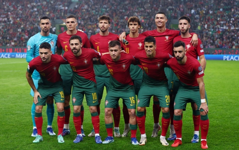 ĐT Bồ Đào Nha của Ronaldo bị phán không có cửa vô địch EURO