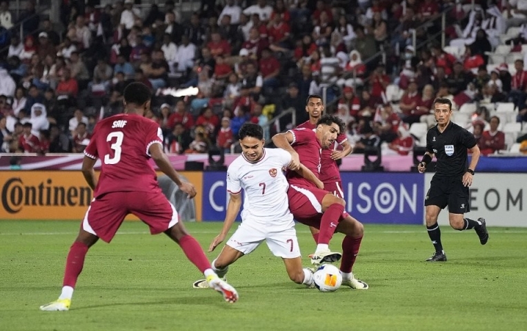 Indonesia tố bị chủ nhà Qatar chơi xấu ngay trước trận thua khó hiểu
