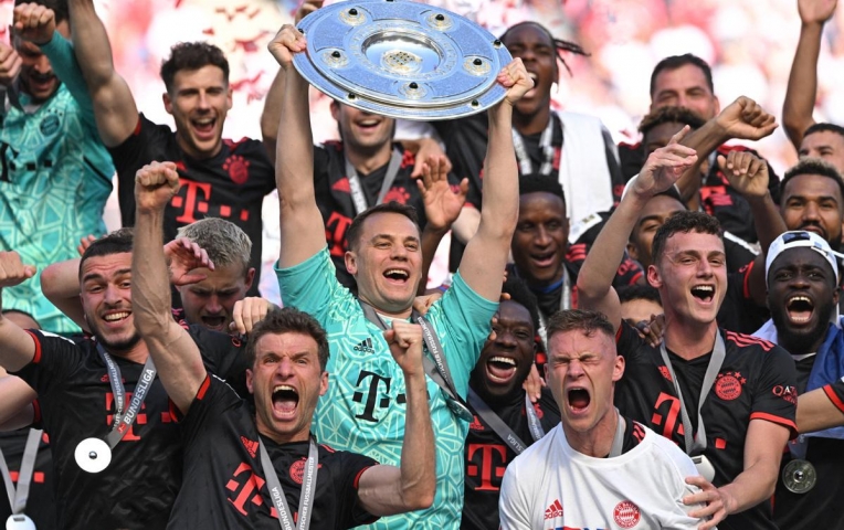 Câu chuyện về kỷ lục 11 năm vô địch Bundesliga của Bayern Munich