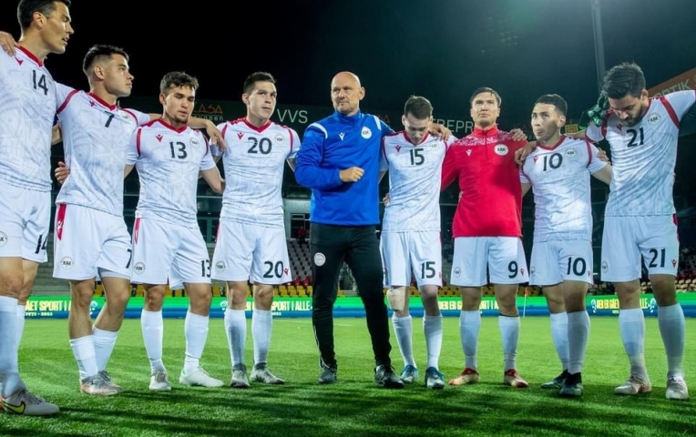 Bị UEFA cấm cửa, đội tuyển vô danh xin gia nhập châu Mỹ