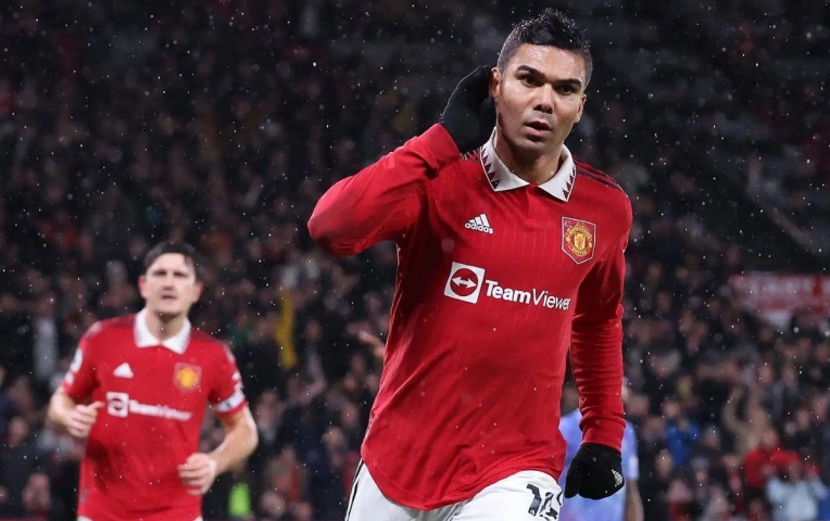 Ngôi sao MU sắp được tăng lương khủng, ngang với Ronaldo
