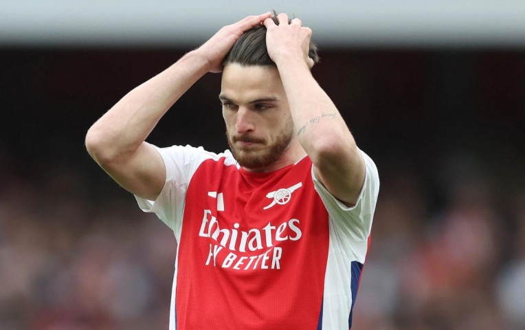 Arsenal cân bằng kỷ lục buồn sau trận thua Bournemouth