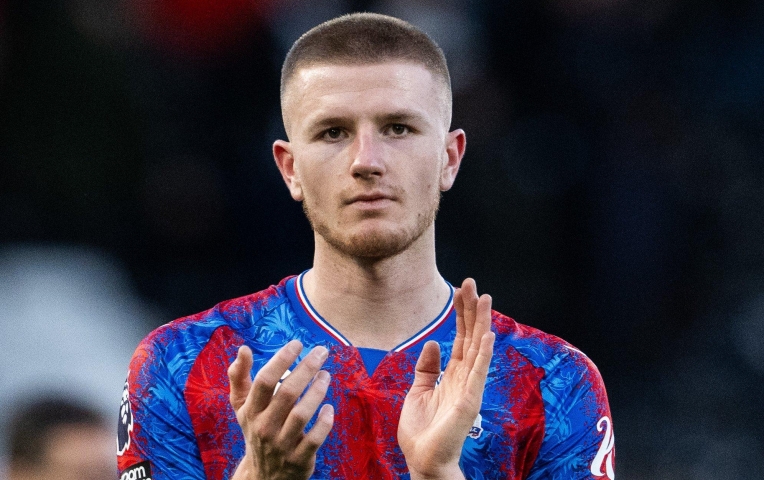 Man Utd chi tiền tỷ, chiêu mộ truyền nhân của Carrick?
