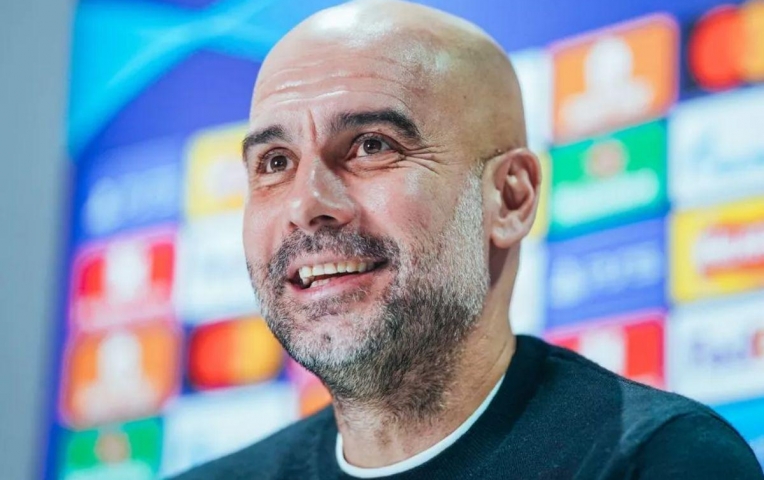 Pep Guardiola trước cơ hội san bằng kỷ lục Sir Alex