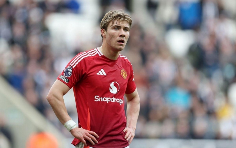 Rasmus Hojlund vô dụng như thế nào trong trận đấu với Chelsea ?