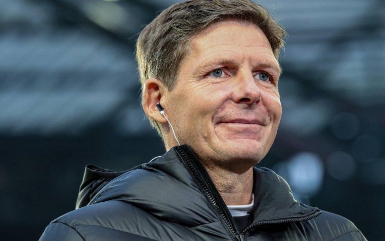 HLV Crystal Palace tiết lộ lời nhắn đặc biệt từ 'fan Aston Villa'